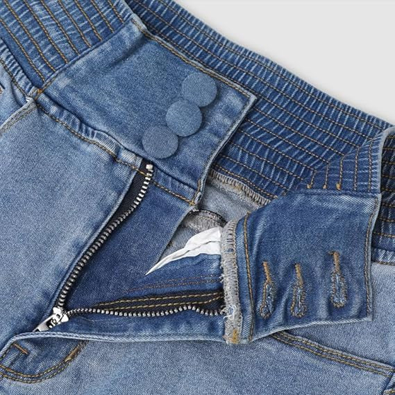 CurveLift Flare Jeans