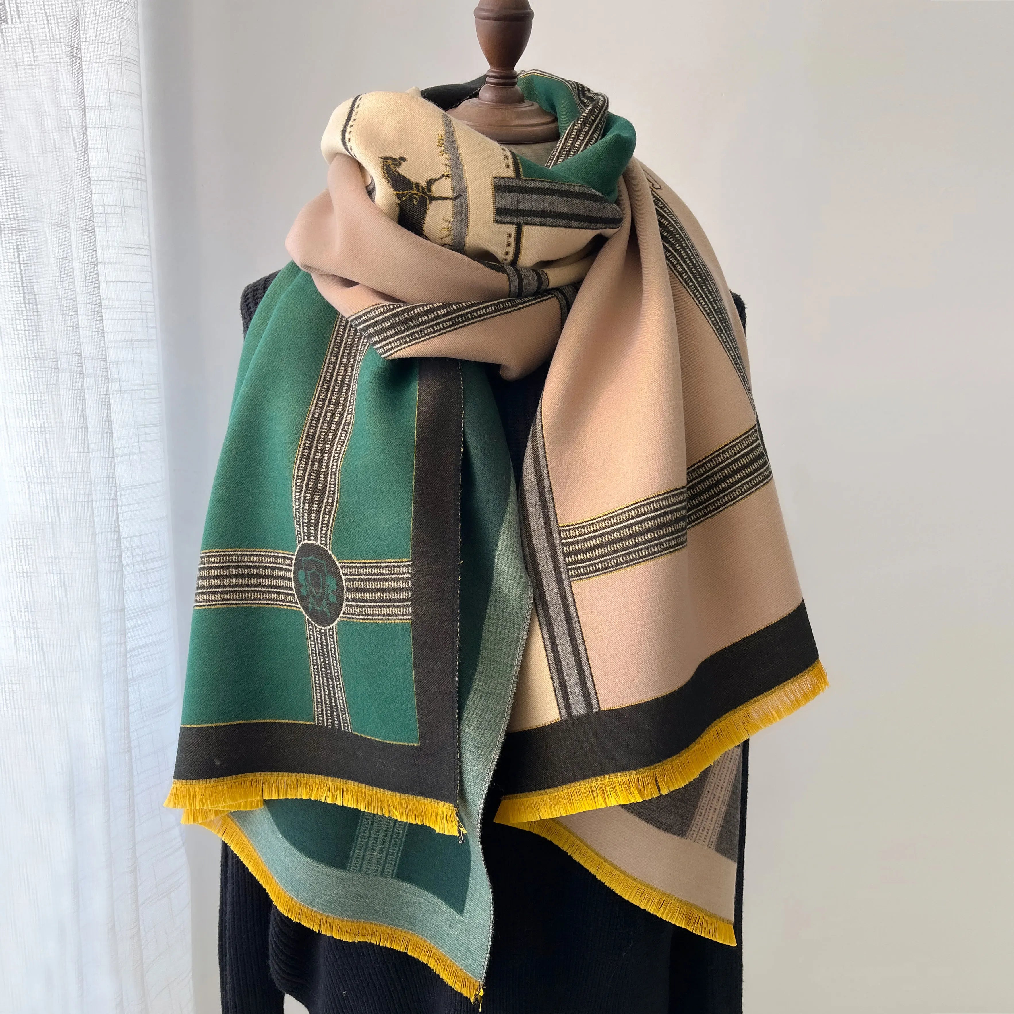 Artic Breeze Scarve